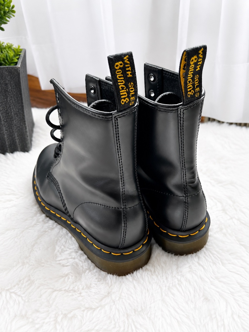 Dr. Martens 1460 Smooth Leather Black Combat Boots Size 7 - Picture 7 of 16